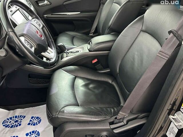 Фиат Фримонт, объемом двигателя 2 л и пробегом 246 тыс. км за 14950 $, фото 5 на Automoto.ua