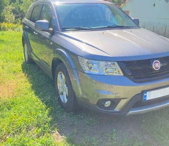 Серый Фиат Фримонт, объемом двигателя 2 л и пробегом 260 тыс. км за 10500 $, фото 1 на Automoto.ua