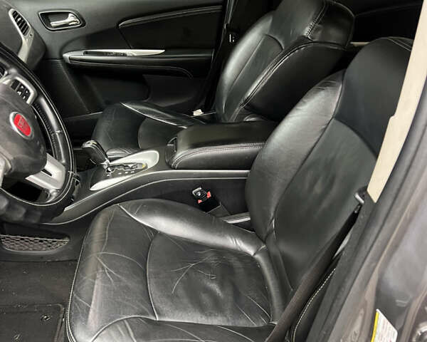 Серый Фиат Фримонт, объемом двигателя 2 л и пробегом 279 тыс. км за 10299 $, фото 18 на Automoto.ua