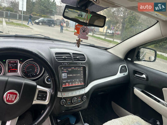 Серый Фиат Фримонт, объемом двигателя 1.96 л и пробегом 296 тыс. км за 10700 $, фото 6 на Automoto.ua