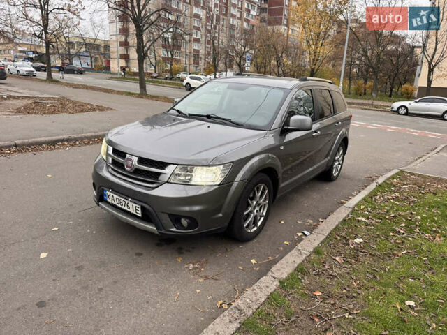 Серый Фиат Фримонт, объемом двигателя 2 л и пробегом 279 тыс. км за 9800 $, фото 4 на Automoto.ua