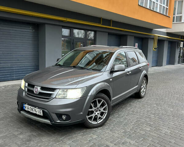 Серый Фиат Фримонт, объемом двигателя 2 л и пробегом 279 тыс. км за 10299 $, фото 4 на Automoto.ua