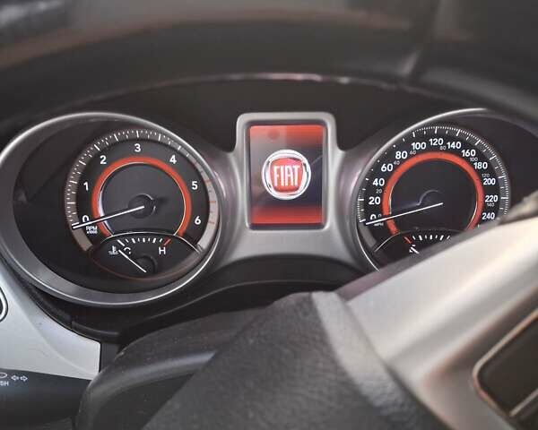 Фиат Фримонт 2012 в Луцке на Automoto.ua Серый Фиат Фримонт, объемом двигателя 1.96 л и пробегом 234 тыс. км за 10500 $, фото 7 на Automoto.ua