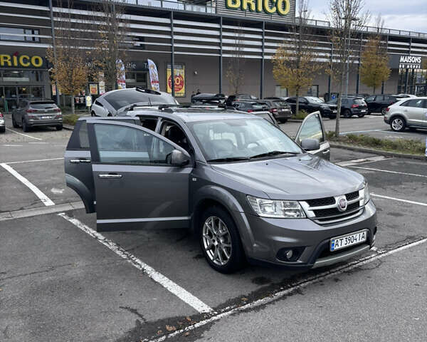 Сірий Фіат Фрімонт, об'ємом двигуна 1.96 л та пробігом 207 тис. км за 11628 $, фото 7 на Automoto.ua