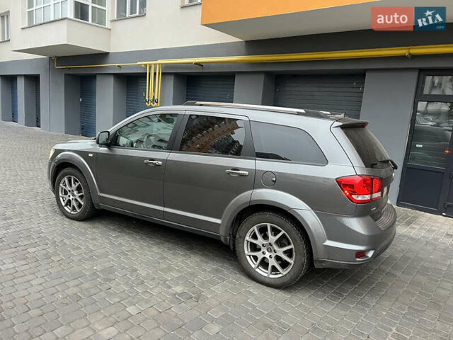 Серый Фиат Фримонт, объемом двигателя 2 л и пробегом 279 тыс. км за 10299 $, фото 6 на Automoto.ua