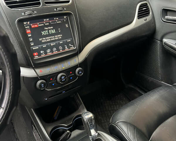 Серый Фиат Фримонт, объемом двигателя 2 л и пробегом 279 тыс. км за 10299 $, фото 19 на Automoto.ua