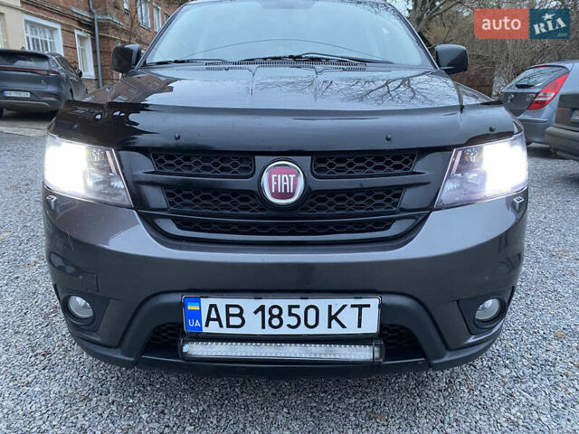 Сірий Фіат Фрімонт, об'ємом двигуна 1.96 л та пробігом 208 тис. км за 12900 $, фото 1 на Automoto.ua