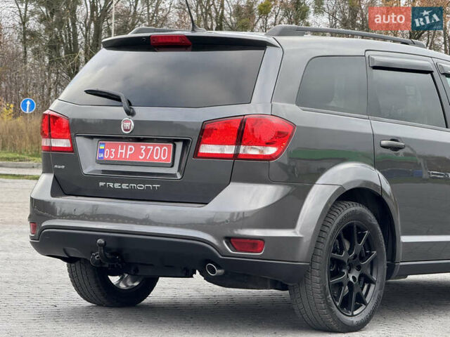 Серый Фиат Фримонт, объемом двигателя 0 л и пробегом 209 тыс. км за 14750 $, фото 16 на Automoto.ua