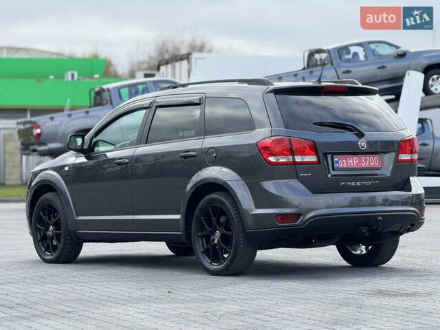 Серый Фиат Фримонт, объемом двигателя 0 л и пробегом 209 тыс. км за 14750 $, фото 8 на Automoto.ua
