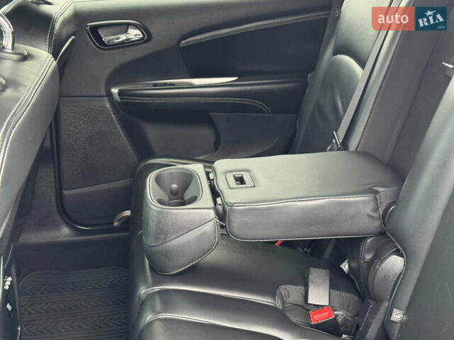 Серый Фиат Фримонт, объемом двигателя 0 л и пробегом 209 тыс. км за 14750 $, фото 63 на Automoto.ua