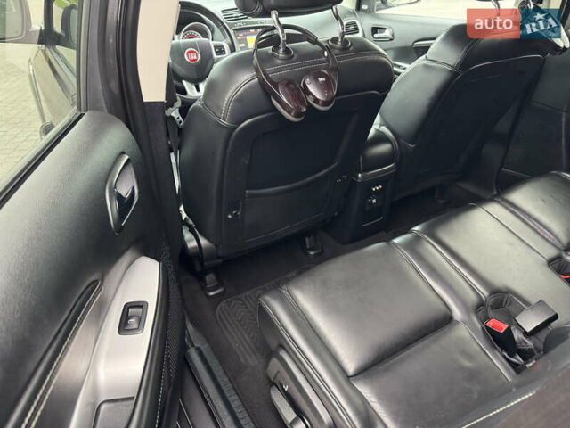 Серый Фиат Фримонт, объемом двигателя 0 л и пробегом 209 тыс. км за 14750 $, фото 59 на Automoto.ua