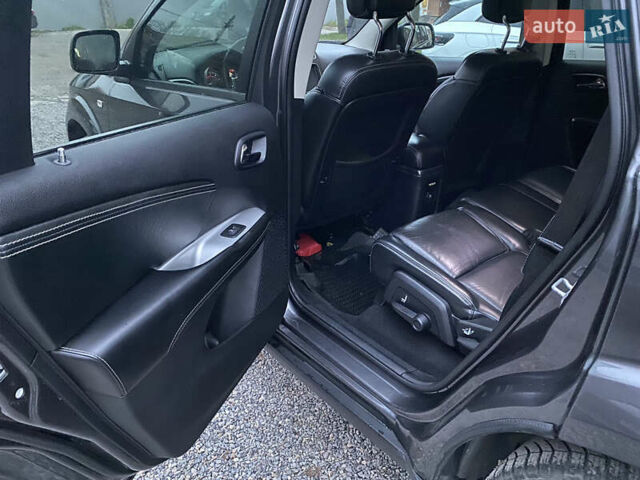 Сірий Фіат Фрімонт, об'ємом двигуна 1.96 л та пробігом 208 тис. км за 12900 $, фото 23 на Automoto.ua