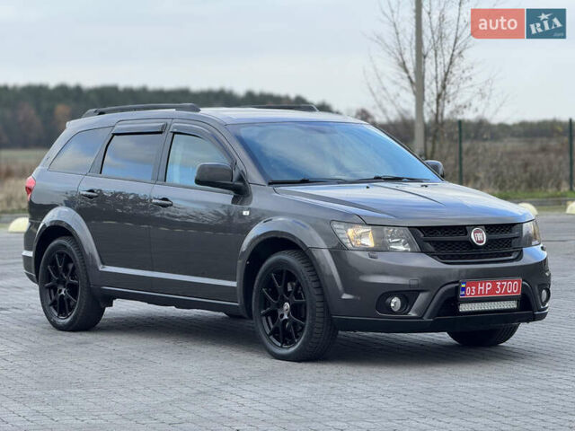 Серый Фиат Фримонт, объемом двигателя 0 л и пробегом 209 тыс. км за 14750 $, фото 25 на Automoto.ua
