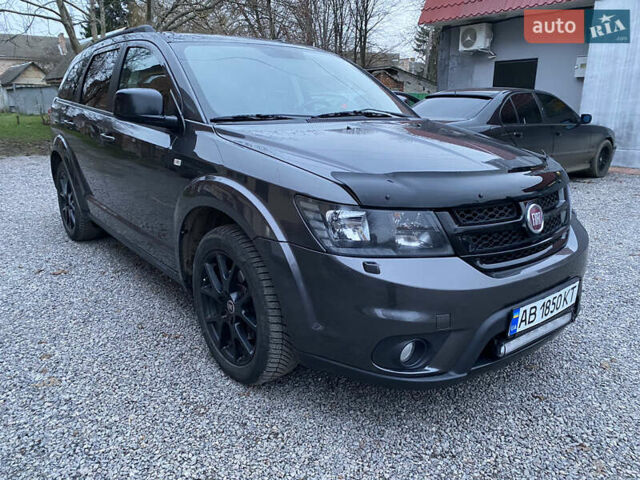 Сірий Фіат Фрімонт, об'ємом двигуна 1.96 л та пробігом 208 тис. км за 12900 $, фото 5 на Automoto.ua