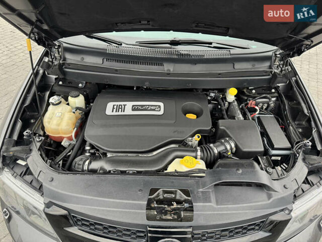 Серый Фиат Фримонт, объемом двигателя 0 л и пробегом 209 тыс. км за 14750 $, фото 84 на Automoto.ua