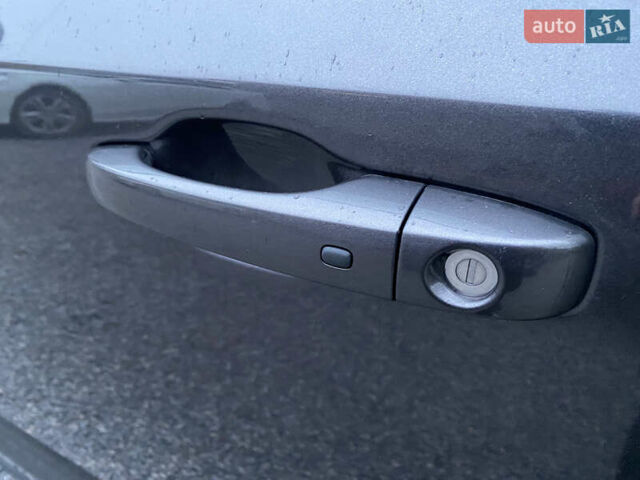 Сірий Фіат Фрімонт, об'ємом двигуна 1.96 л та пробігом 208 тис. км за 12900 $, фото 22 на Automoto.ua