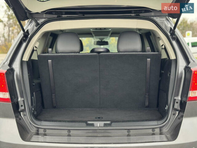 Серый Фиат Фримонт, объемом двигателя 0 л и пробегом 209 тыс. км за 14750 $, фото 66 на Automoto.ua