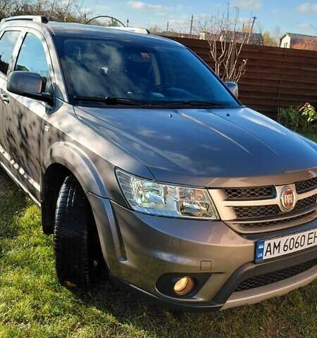 Серый Фиат Фримонт, объемом двигателя 1.96 л и пробегом 230 тыс. км за 12100 $, фото 9 на Automoto.ua