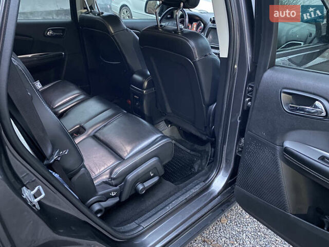 Сірий Фіат Фрімонт, об'ємом двигуна 1.96 л та пробігом 208 тис. км за 12900 $, фото 29 на Automoto.ua