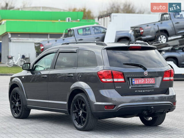 Серый Фиат Фримонт, объемом двигателя 0 л и пробегом 209 тыс. км за 14750 $, фото 10 на Automoto.ua