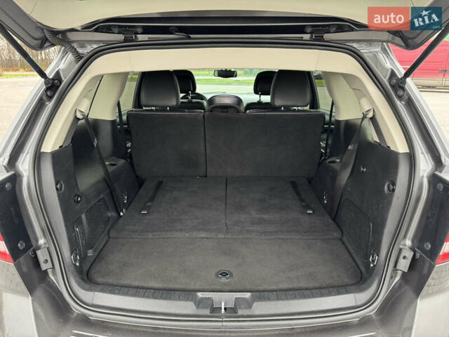 Серый Фиат Фримонт, объемом двигателя 0 л и пробегом 209 тыс. км за 14750 $, фото 67 на Automoto.ua