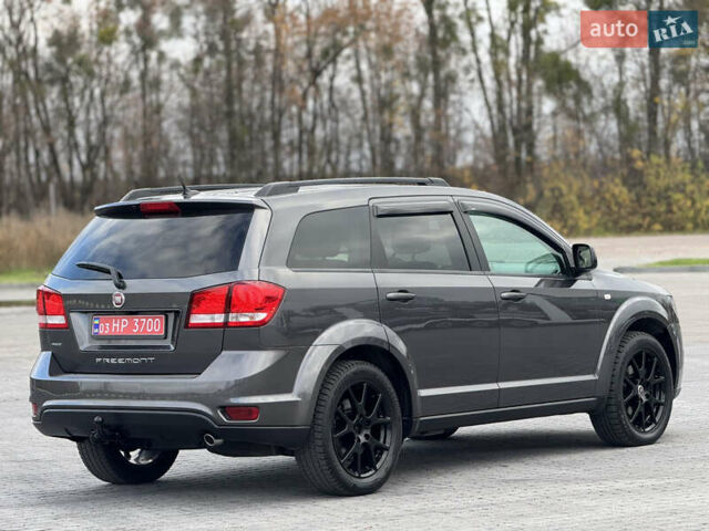 Серый Фиат Фримонт, объемом двигателя 0 л и пробегом 209 тыс. км за 14750 $, фото 20 на Automoto.ua