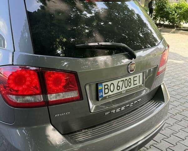 Сірий Фіат Фрімонт, об'ємом двигуна 1.96 л та пробігом 230 тис. км за 12300 $, фото 1 на Automoto.ua