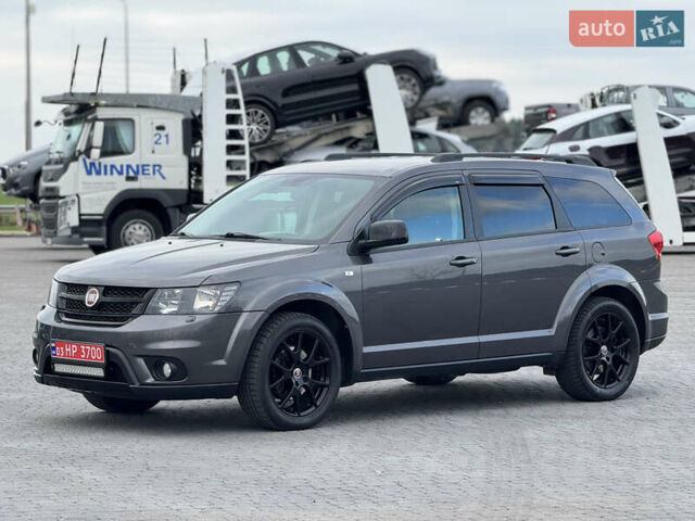 Серый Фиат Фримонт, объемом двигателя 0 л и пробегом 209 тыс. км за 14750 $, фото 4 на Automoto.ua