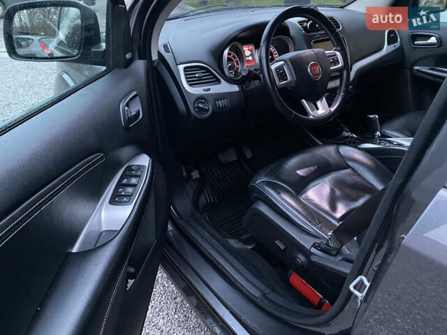 Сірий Фіат Фрімонт, об'ємом двигуна 1.96 л та пробігом 208 тис. км за 12900 $, фото 19 на Automoto.ua