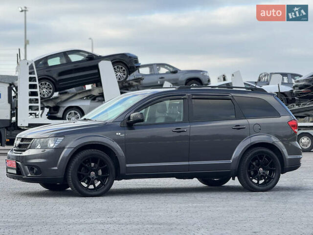 Серый Фиат Фримонт, объемом двигателя 0 л и пробегом 209 тыс. км за 14750 $, фото 5 на Automoto.ua