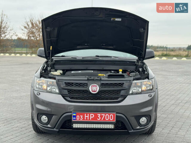 Серый Фиат Фримонт, объемом двигателя 0 л и пробегом 209 тыс. км за 14750 $, фото 83 на Automoto.ua