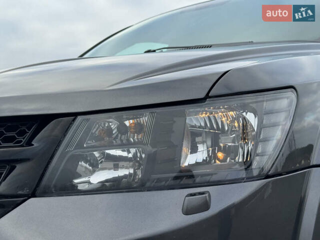 Серый Фиат Фримонт, объемом двигателя 0 л и пробегом 209 тыс. км за 14750 $, фото 33 на Automoto.ua