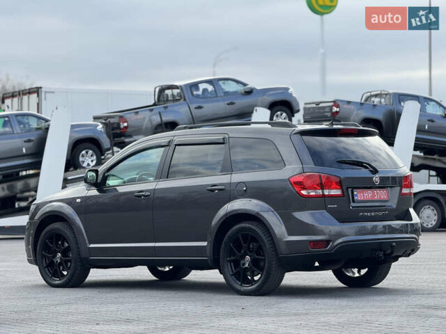 Серый Фиат Фримонт, объемом двигателя 0 л и пробегом 209 тыс. км за 14750 $, фото 6 на Automoto.ua