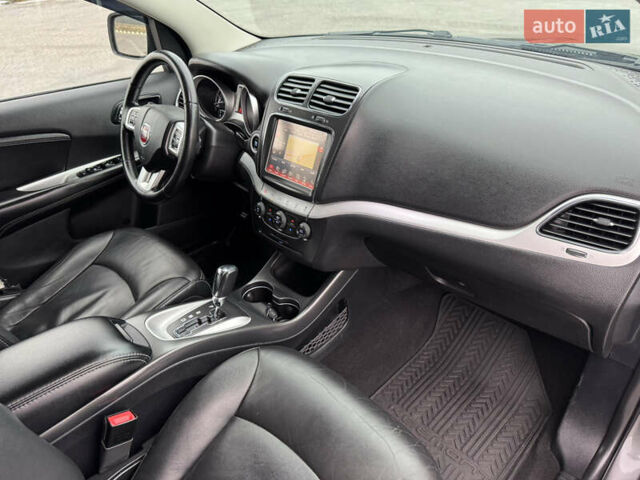 Серый Фиат Фримонт, объемом двигателя 0 л и пробегом 209 тыс. км за 14750 $, фото 79 на Automoto.ua