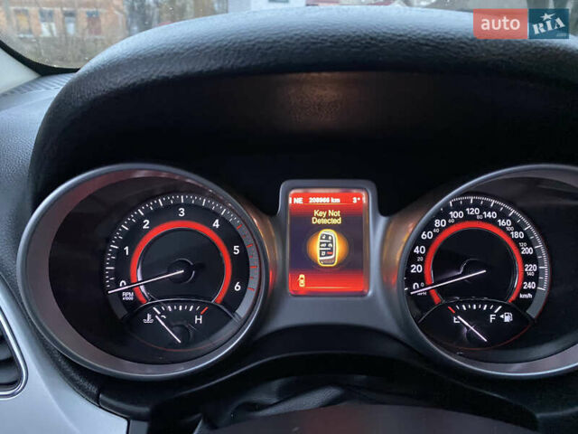 Сірий Фіат Фрімонт, об'ємом двигуна 1.96 л та пробігом 208 тис. км за 12900 $, фото 12 на Automoto.ua