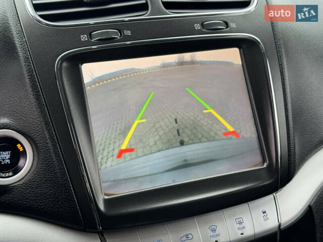 Серый Фиат Фримонт, объемом двигателя 0 л и пробегом 209 тыс. км за 14750 $, фото 48 на Automoto.ua