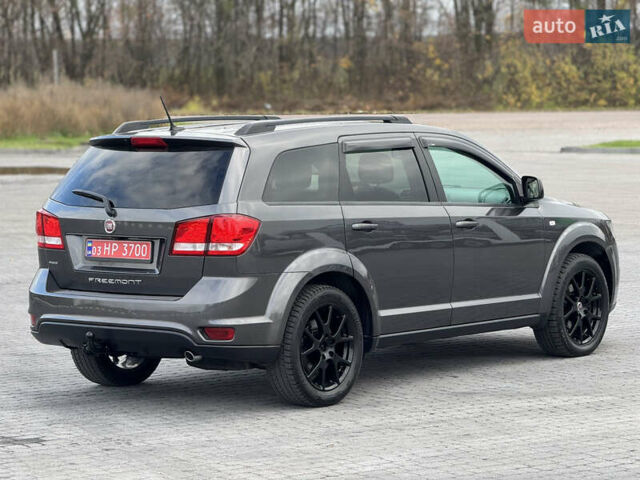 Серый Фиат Фримонт, объемом двигателя 0 л и пробегом 209 тыс. км за 14750 $, фото 21 на Automoto.ua