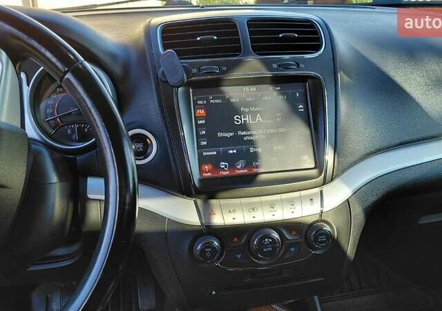 Серый Фиат Фримонт, объемом двигателя 1.96 л и пробегом 230 тыс. км за 12100 $, фото 5 на Automoto.ua