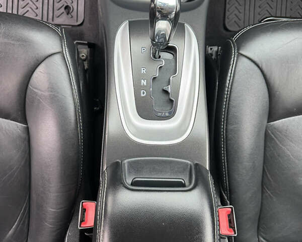 Серый Фиат Фримонт, объемом двигателя 0 л и пробегом 209 тыс. км за 14750 $, фото 42 на Automoto.ua