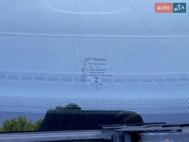 Сірий Фіат Фрімонт, об'ємом двигуна 1.96 л та пробігом 233 тис. км за 15500 $, фото 67 на Automoto.ua