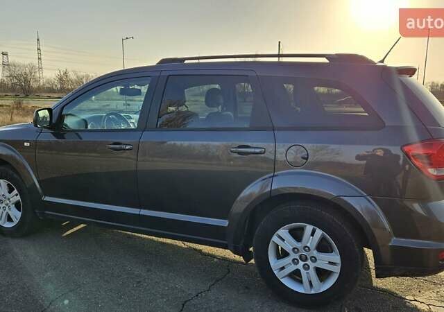 Сірий Фіат Фрімонт, об'ємом двигуна 1.96 л та пробігом 170 тис. км за 13000 $, фото 3 на Automoto.ua