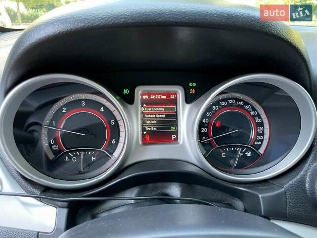 Сірий Фіат Фрімонт, об'ємом двигуна 1.96 л та пробігом 233 тис. км за 15500 $, фото 48 на Automoto.ua