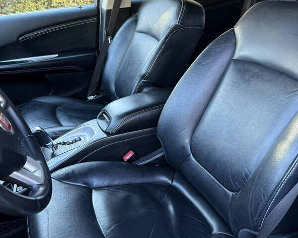 Серый Фиат Фримонт, объемом двигателя 2 л и пробегом 215 тыс. км за 14300 $, фото 16 на Automoto.ua