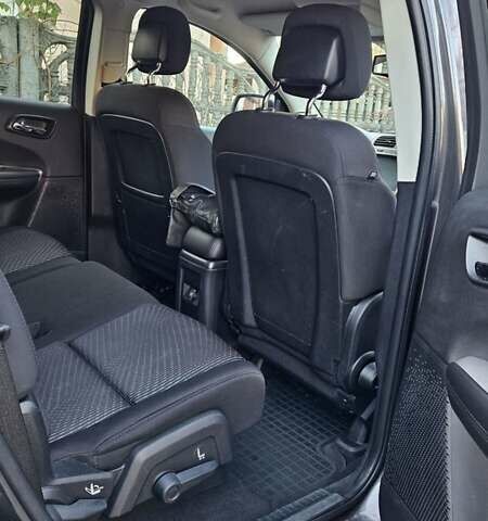 Сірий Фіат Фрімонт, об'ємом двигуна 1.96 л та пробігом 170 тис. км за 13000 $, фото 8 на Automoto.ua