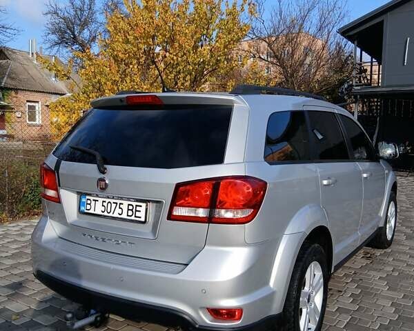 Серый Фиат Фримонт, объемом двигателя 1.96 л и пробегом 61 тыс. км за 17000 $, фото 6 на Automoto.ua