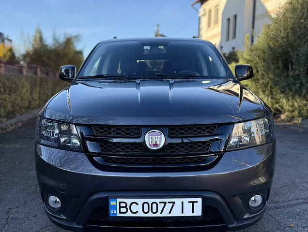 Серый Фиат Фримонт, объемом двигателя 2 л и пробегом 215 тыс. км за 14300 $, фото 5 на Automoto.ua