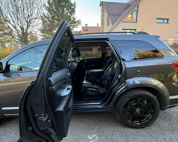 Серый Фиат Фримонт, объемом двигателя 2 л и пробегом 215 тыс. км за 14300 $, фото 13 на Automoto.ua