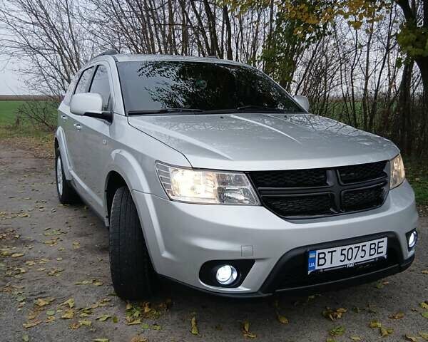 Серый Фиат Фримонт, объемом двигателя 1.96 л и пробегом 61 тыс. км за 17000 $, фото 8 на Automoto.ua