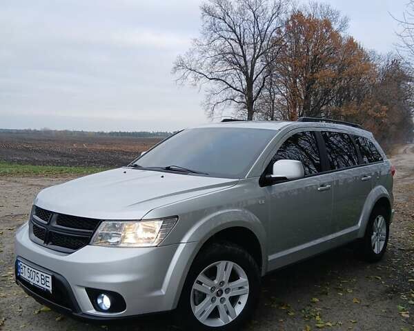 Серый Фиат Фримонт, объемом двигателя 1.96 л и пробегом 61 тыс. км за 17000 $, фото 9 на Automoto.ua