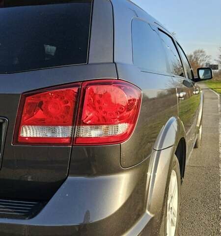 Сірий Фіат Фрімонт, об'ємом двигуна 1.96 л та пробігом 170 тис. км за 13000 $, фото 5 на Automoto.ua